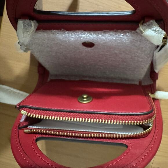 NWT ❤️ Coach Top Handle Card Case With Grommets Ruby - Picture 9 of 10